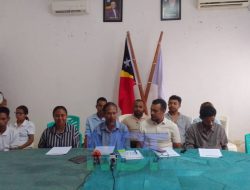 Polemika Naktuka, Xefe Negosiadór TL-Indonézia Tenke Adia Asina Tratadu Fronteira Terestres