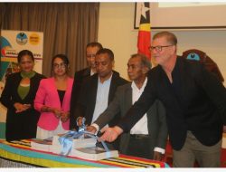 Atu Garante Kobertura Ikluzivu, Kl- ABCID Lansa Livru Matadalan Jornalizmu Inkluzivu