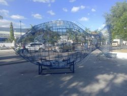 Estudante ISC Prekupa ho Lixu Butuk iha Jardin Palacio Governo oin