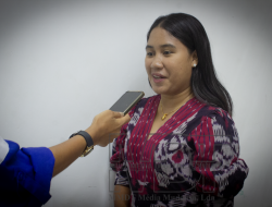 Hair problems fall, Elisabet Soares Turned Into Business Opportunity “Rosse Merry Oil”