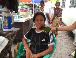 From Need to Hope: Marta Tilman Fights With Small Business to Sustain Study in Dili